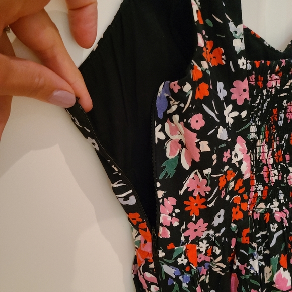 Vintage Floral Dress - Picture 6 of 8